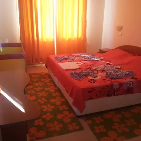 In Rouge Lejlighed *